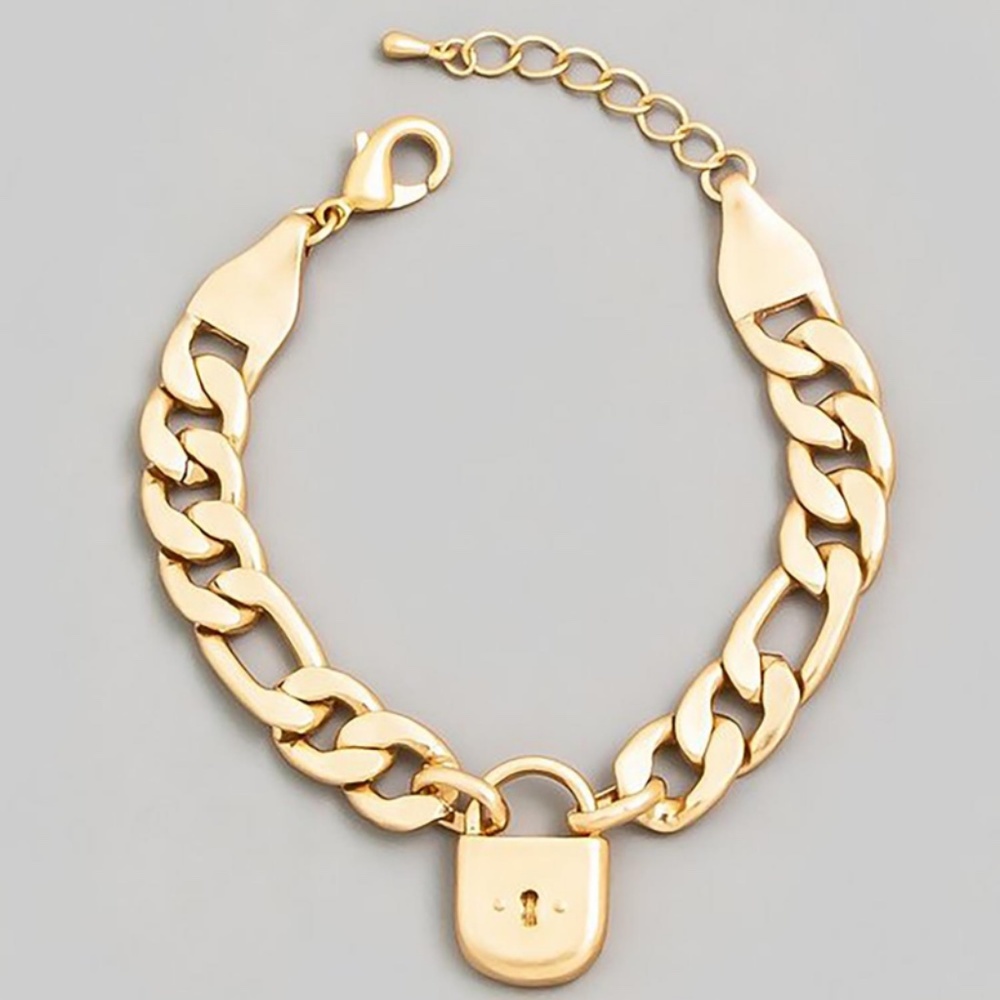 Gold Lock‎ Bracelet
